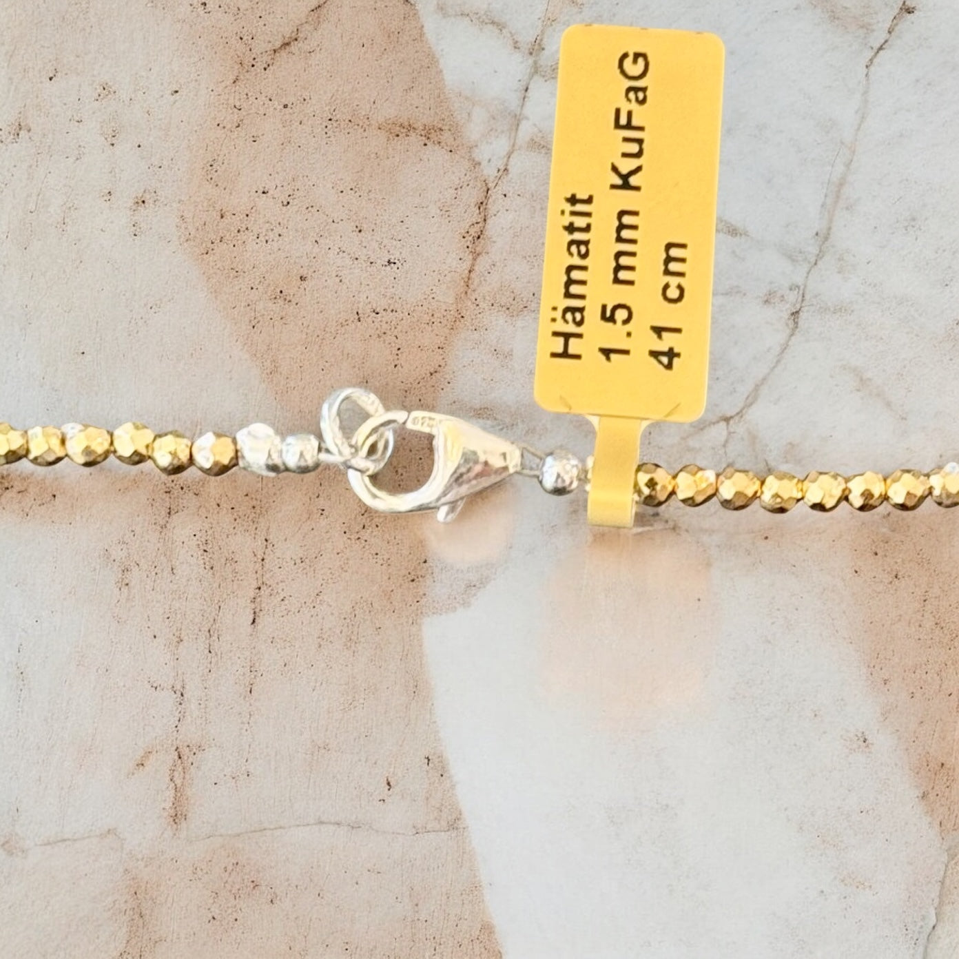 Halsketten aus Hämatit - Gold bedampft