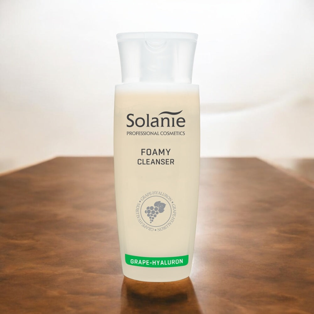 Solanie Grape-Hyaluron Foamy Cleanser