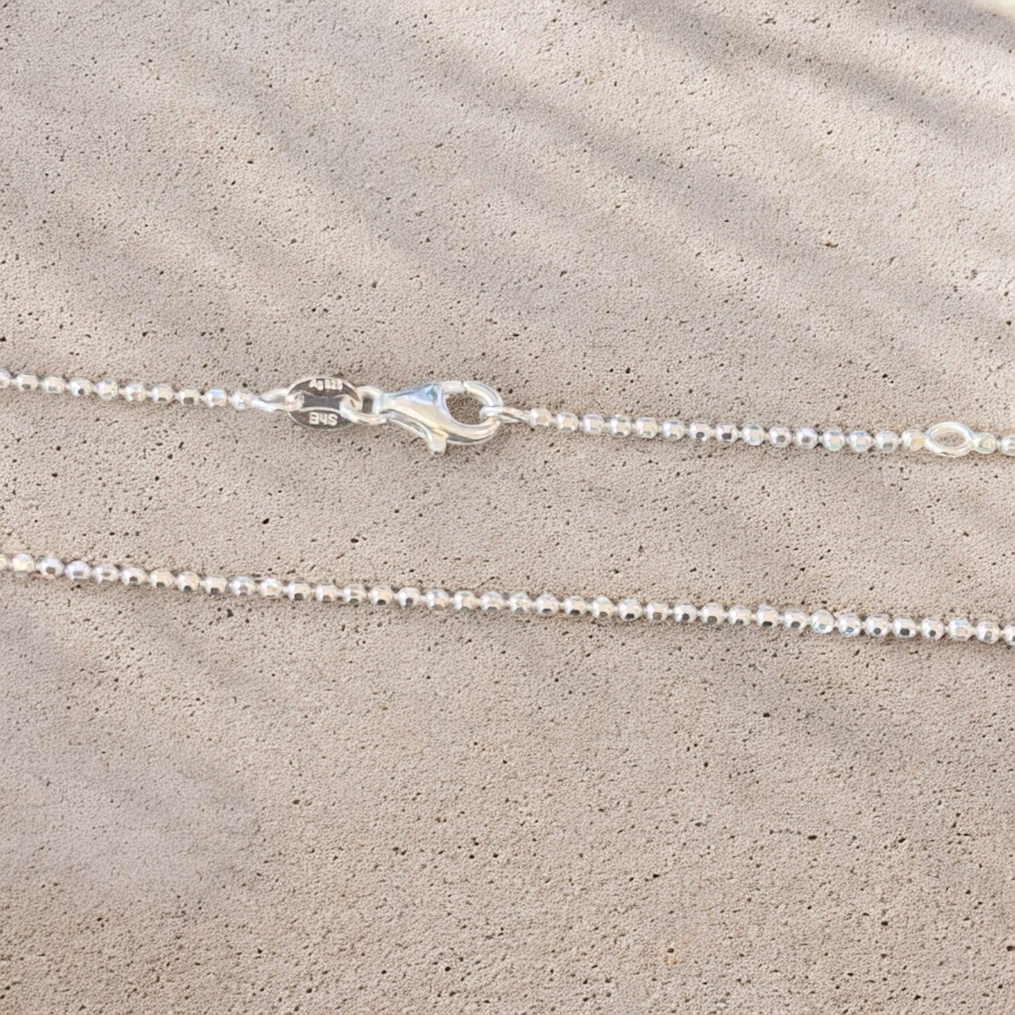 Halskette 925er Silber mit facettierten Kugeln