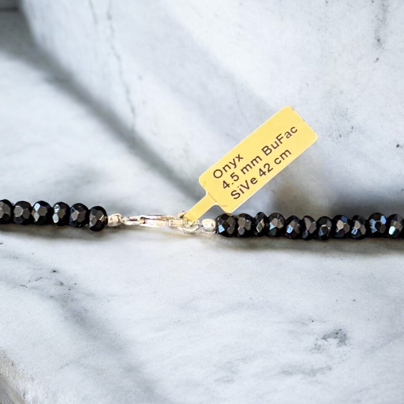 Halsketten aus Onyx