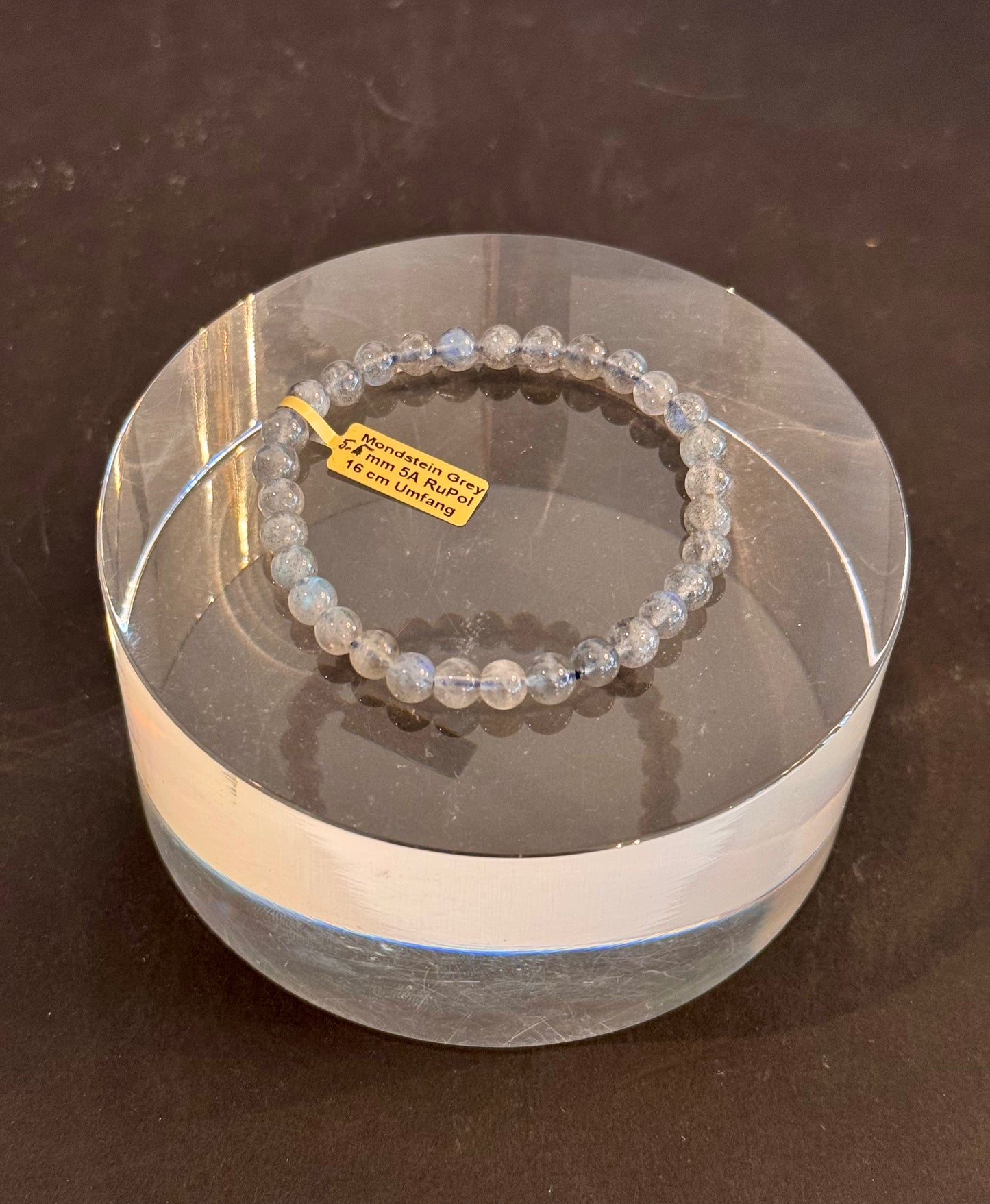 Armband aus Grey Moonstone