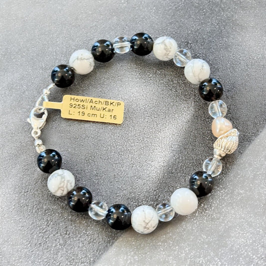 Armband aus Howlith Achat Bergristall Mix mit 925er Silber Muschel und Karabiner